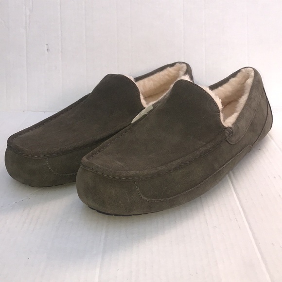 🆕Ugg Men’s Ascot Slippers - Picture 1 of 12